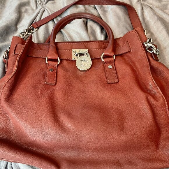 MICHAEL KORS LARGE RED HANDBAG WITH SILVER HARDWARE - Picture 3 of 11